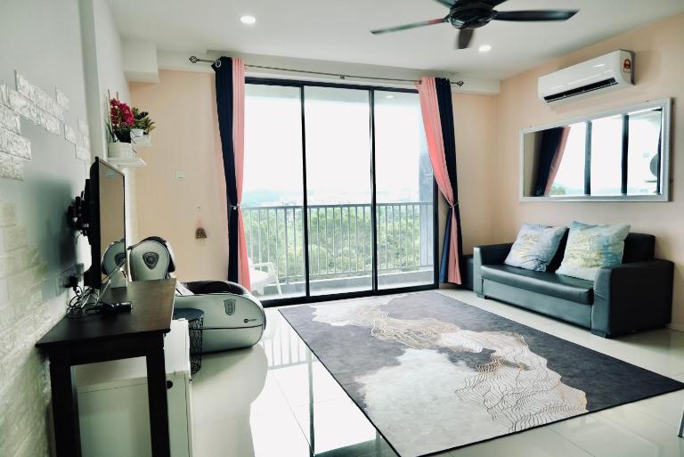 Haaniy Homestay Casa Kayangan Meru - Bed and Breakfast Ipoh