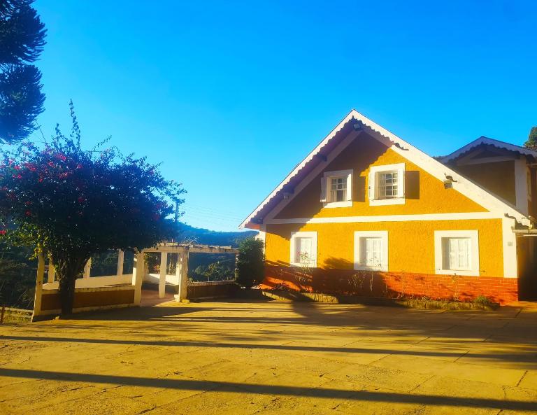 Colônia SAA - Bed and Breakfast Campos do Jordão