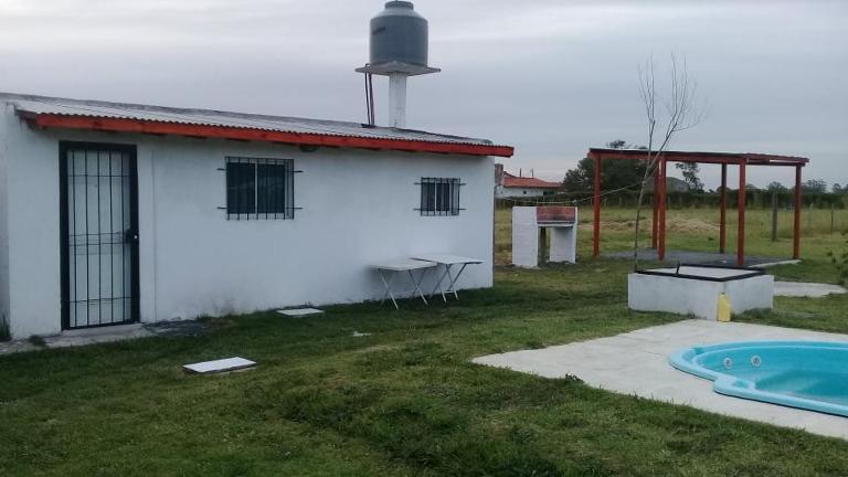 Complejo Miranieves, Se alquila casa para 3 personas en Miramar Costa Atlantica - B&B Miramar