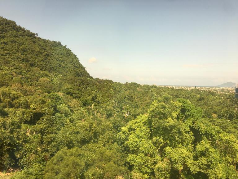 礁溪好好沐包棟溫泉Villa 龜山島景觀 客餐廳可開伙 KTV Netflix 禁菸 戶外平面停車 - B&B Jiaosi