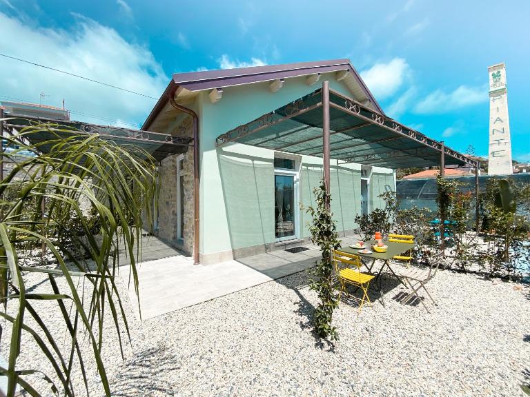 New Agriloft 3 Agave - Giardino, WI-Fi, clima, a 50 mt dal mare - Ferienwohnung Bordighera