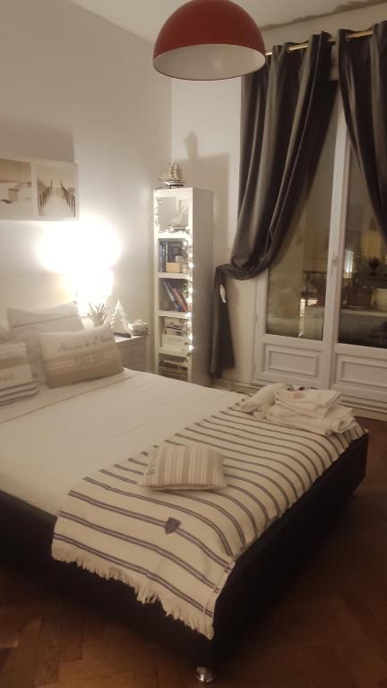 Chambre au panier - Bed and Breakfast Marseille