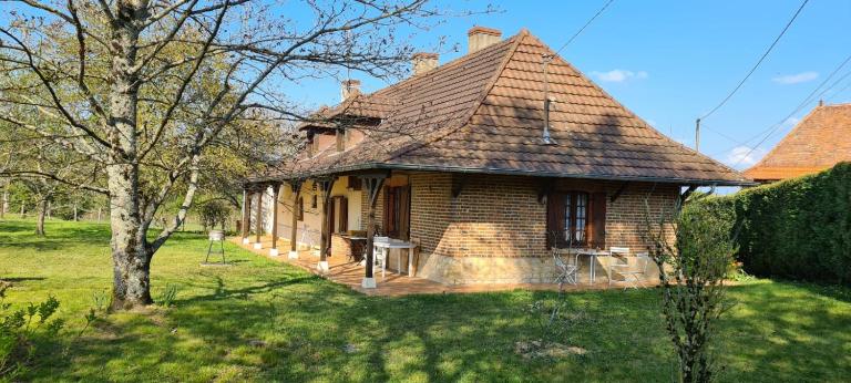 Monis Cottage in der Natur - Bed and Breakfast La Chapelle-Naude