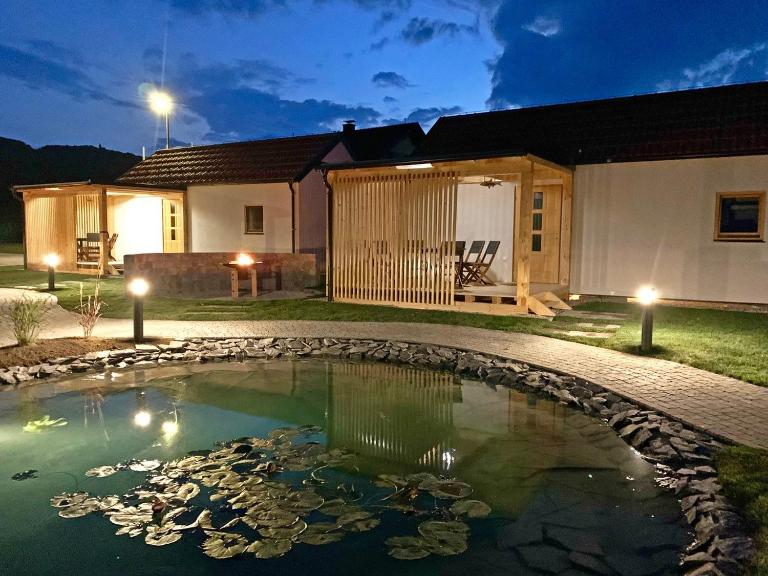 Ribiška vasica - Fishermen's Village - B&B Radece