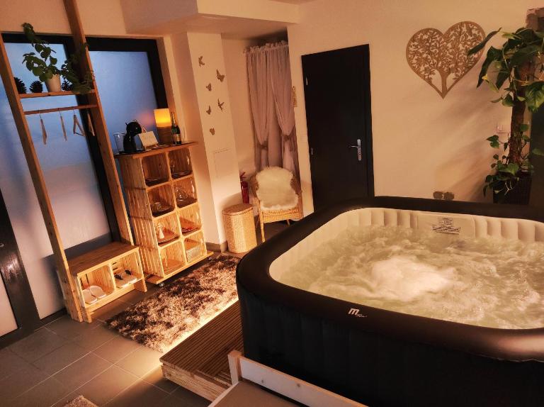 Private Relax Armonia Wellness Apartment - Ferienwohnung Svit