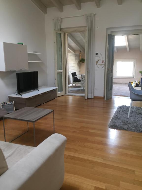 Casa del Monastero Fascino Antico & Design Nordico - Ferienwohnung Polpenazze del Garda