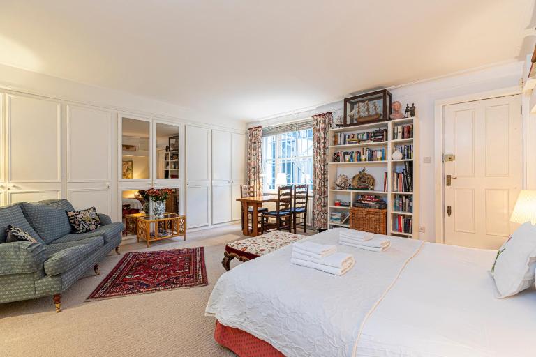 Attractive flat in Little Venice - B&B London