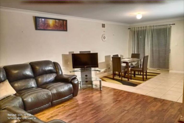 2BR luxury house in Piccadilly - Chambres d'hôtes Kalgoorlie