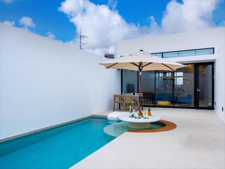 ADAN RESORT Sky Villa Luxury Suite - B&B Motobu
