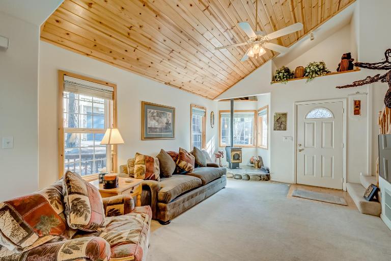 Little Pinecone Retreat - Ferienwohnung Truckee
