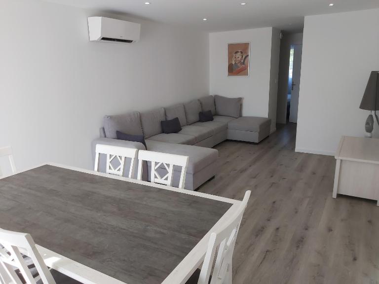 Grand T3 piscine, garage centre port - B&B Le Cap d'Agde