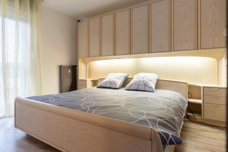 Superbe appartement spacieux avec parking gratuit - Chambres d'hôtes Illzach