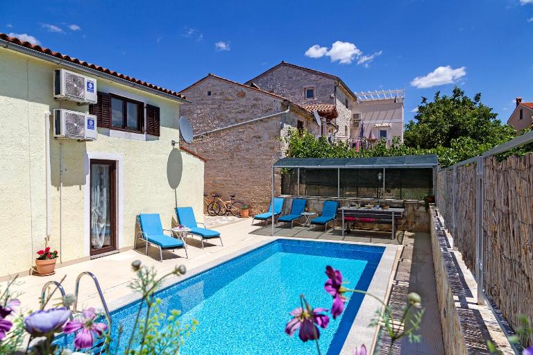 Villa Karina Tar - B&B Tar