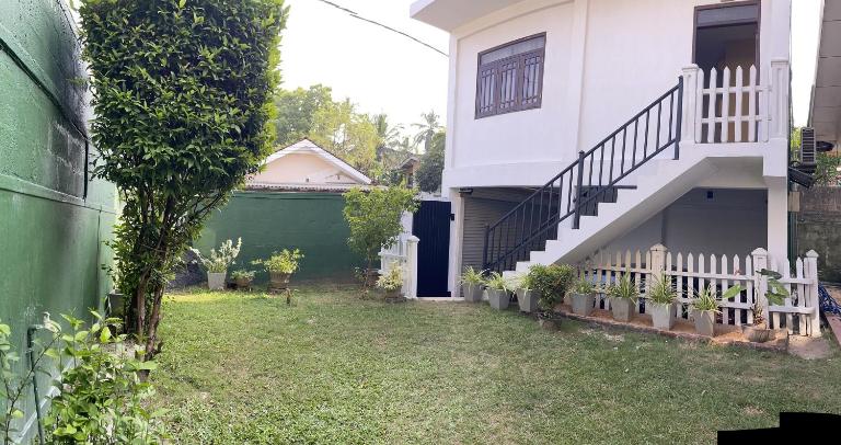 Atrium Cottage - B&B Seeduwa