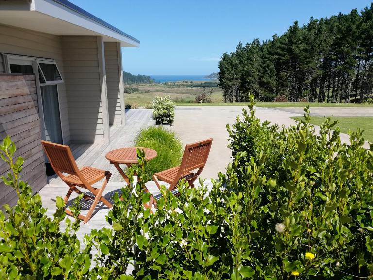 Hot Water Beach Lookout B&B - B&B Hahei