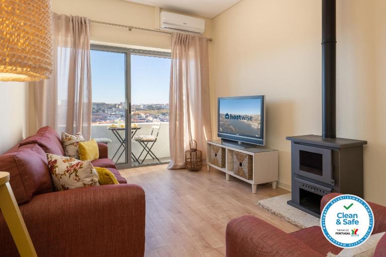 Gaya Avenue Flats - Elegant Contemporary Flats with Balcony - B&B Vila Nova de Gaia