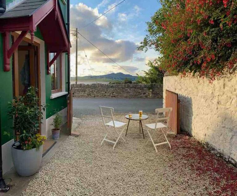 The Historic Wee Green House - B&B Carrickart