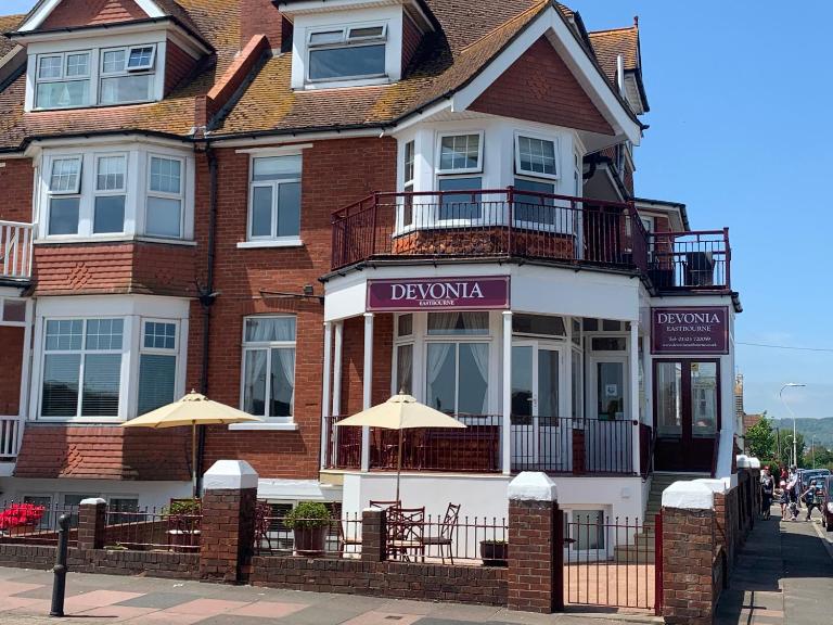 SmartsWay Hotel & Wellness - B&B Eastbourne