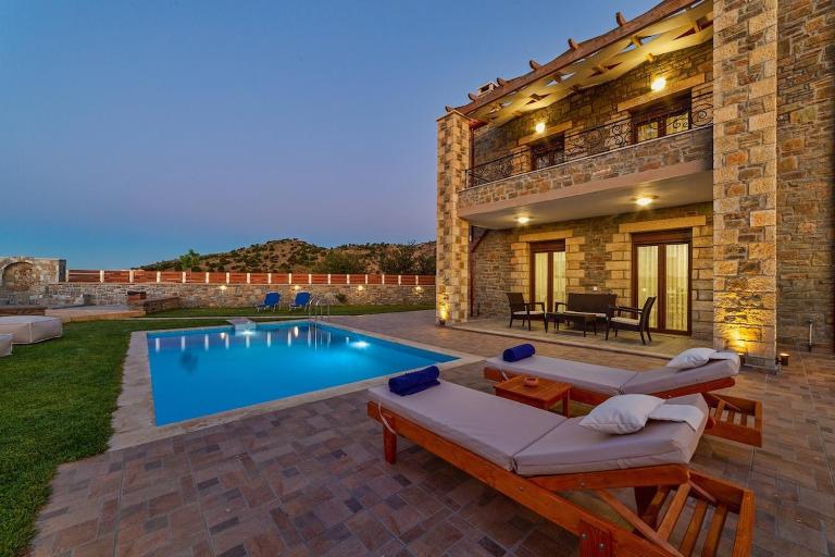 Asfendamos Villas - B&B Zonianá