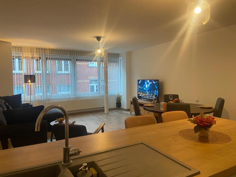 Modern appartement centrum Oostende - B&B Ostend