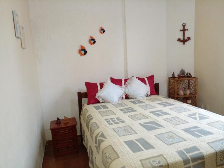 Acolhedor com suíte e wi-fi - B&B Praia Grande