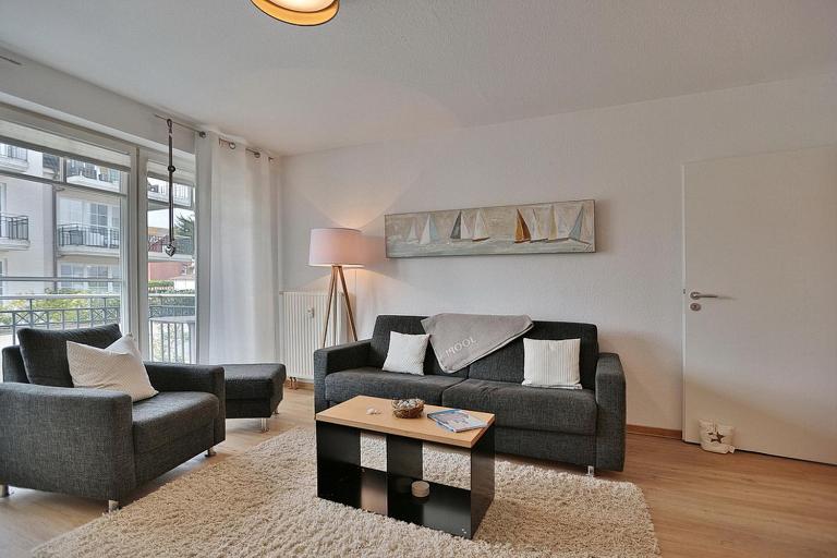 Haus Strandstrasse Strandstrasse 150 Appartement 3 - Bed and Breakfast Niendorf