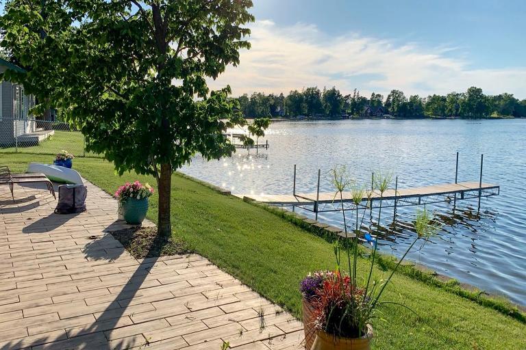 The Lakefront Home - 5 Minutes From Detroit Lakes! - Bed and Breakfast Detroit Lakes