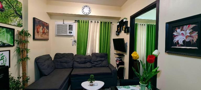 A Refreshing Condo Unit Near BGC, Ortigas & Makati with NETFLIX and WiFi - Bed and Breakfast Manilla