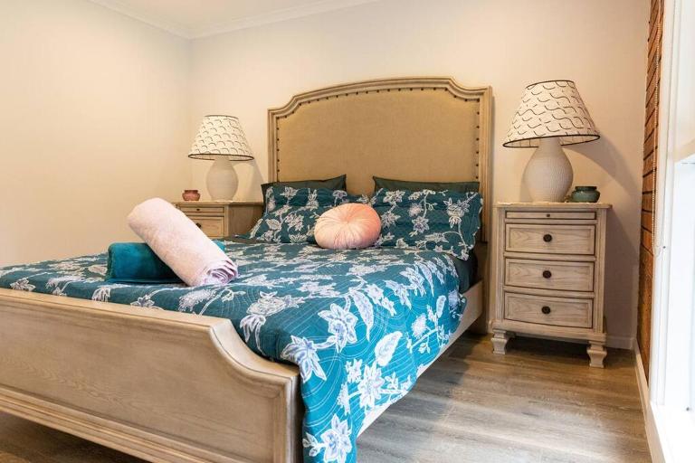 Glenfern English Cottage, historic and elegant, individual Self-Contained Apartment plus breakfast - Chambres d'hôtes Weipa