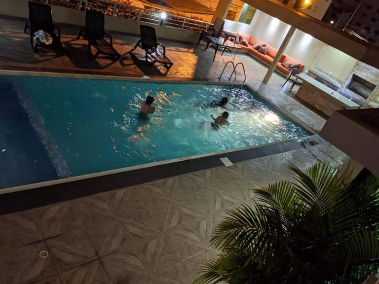 Very comfortable family apartment on Salinas Beach Super fast internet - Ferienwohnung Salinas