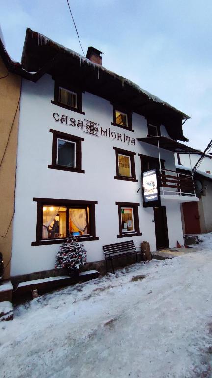 Casa Miorița - B&B Straja
