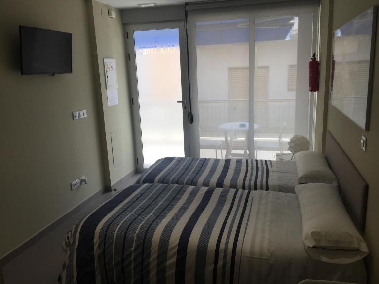 Apartamentos Turisticos Maria Guerrero - Bed and Breakfast Cabo de Palos