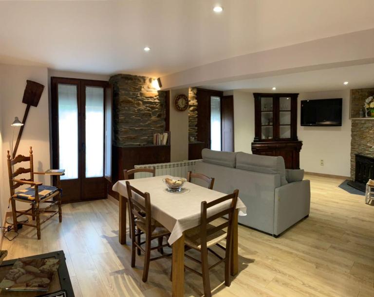 Apartament Forn d'ITA - B&B Esterri de Aneu