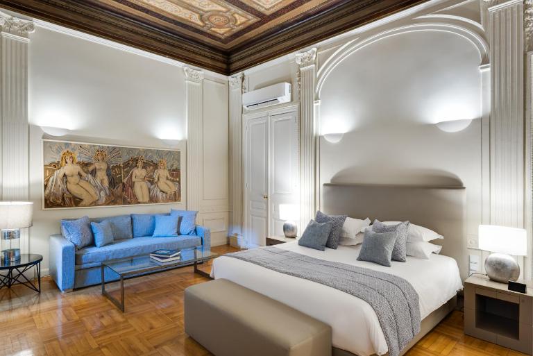 33SolonosSuites - B&B Atenas