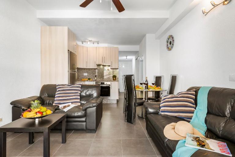 Panoramic 2 Bed Penthouse - B&B Los Cristianos