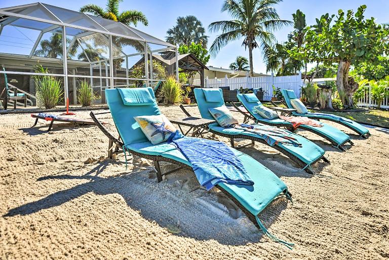 Waterfront Bradenton Home: Heated Pool & Fire Pit - Ferienwohnung Bradenton