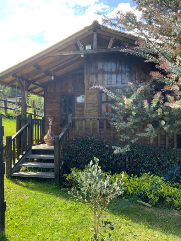 Acogedora cabaña de madera en la naturaleza para desconectarse - B&B Sogamoso