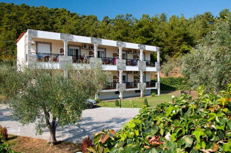 Garden Studios Thassos Town - Bed and Breakfast Limniónas