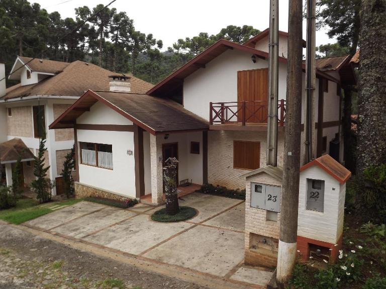 Casa MARAVILHOSA com 4 Suítes em Condomínio - B&B Camanducaia