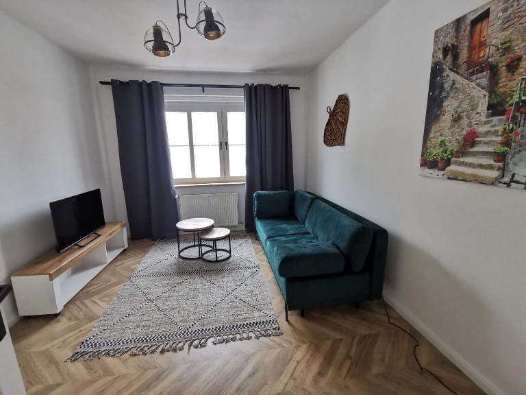 Apartament Black&White - Ferienwohnung Hirschberg im Riesengebirge