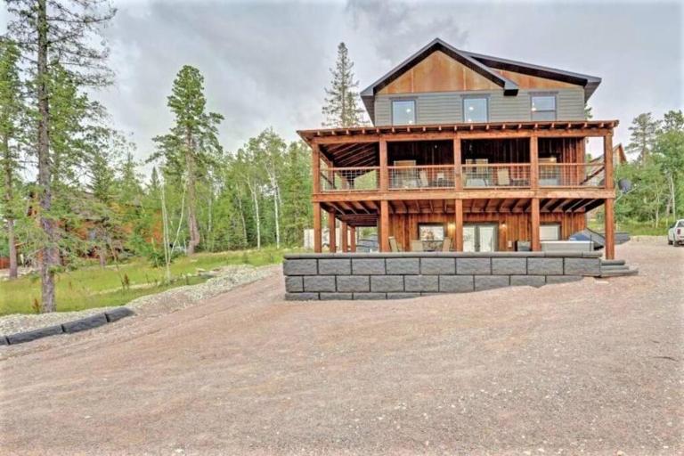 Spacious Room & Views, 18 guests-Dream Catcher - Bed and Breakfast Lead