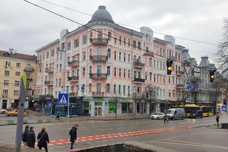 Maison Blanche Kyiv city center - Bed and Breakfast Kyiv