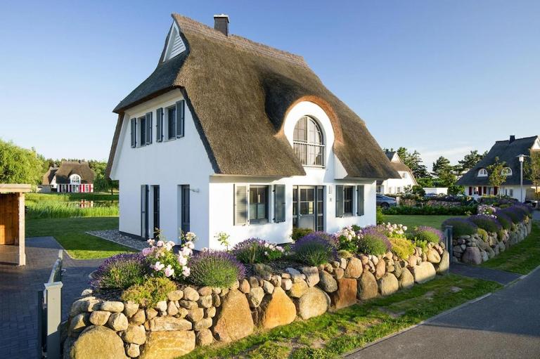 Luxushaus Bodstedt mit Sauna am Bodden - B&B Fuhlendorf