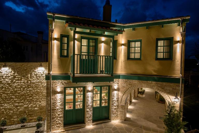 CASTRELLO Old Town Hospitality - B&B Ioannina