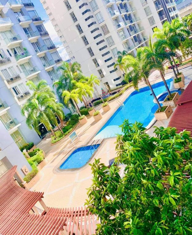 One Palm Tree Villas Condo Across NAIA Terminal 3 - B&B Manila