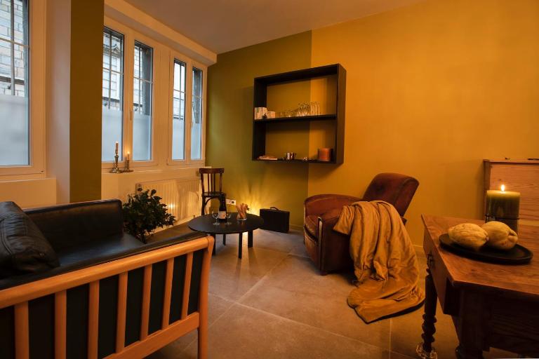 Appartement avec sauna au pied de la citadelle - B&B Besanzone