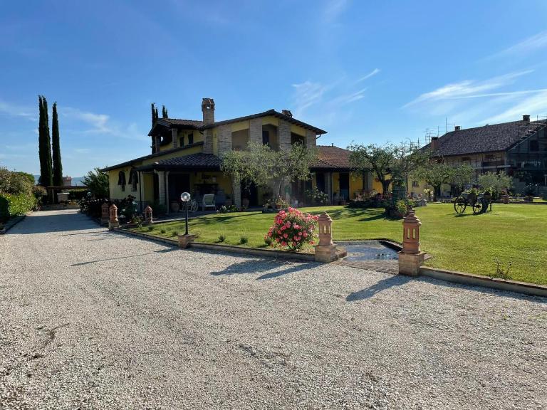 B&B DA NONNA ANACLE - B&B Bastia umbra
