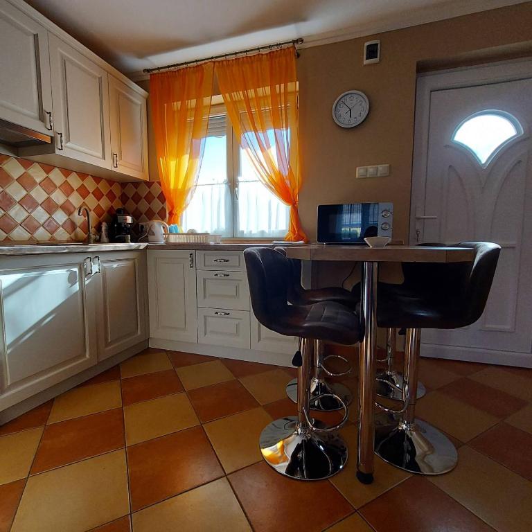 Mediterrán Vendégház - B&B Nagyatád