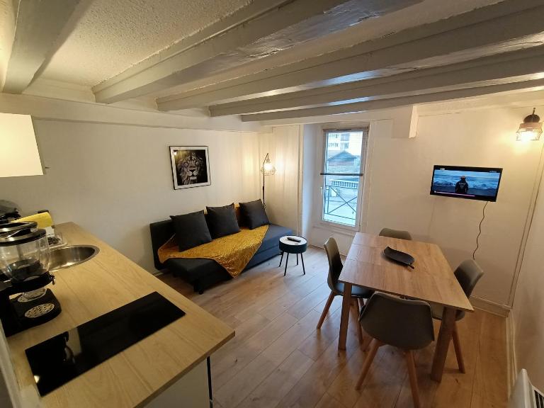 Cosy T2 - Chambres d'hôtes Montbrison