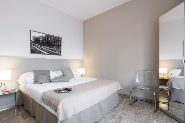 Contempora Apartments - Elvezia 8 - E54 - B&B Milan